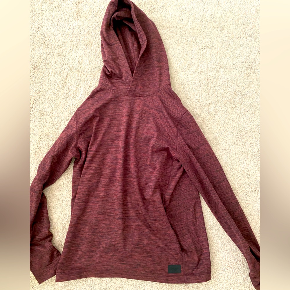 Men’s Abercrombie and Fitch hooded athletic shirt